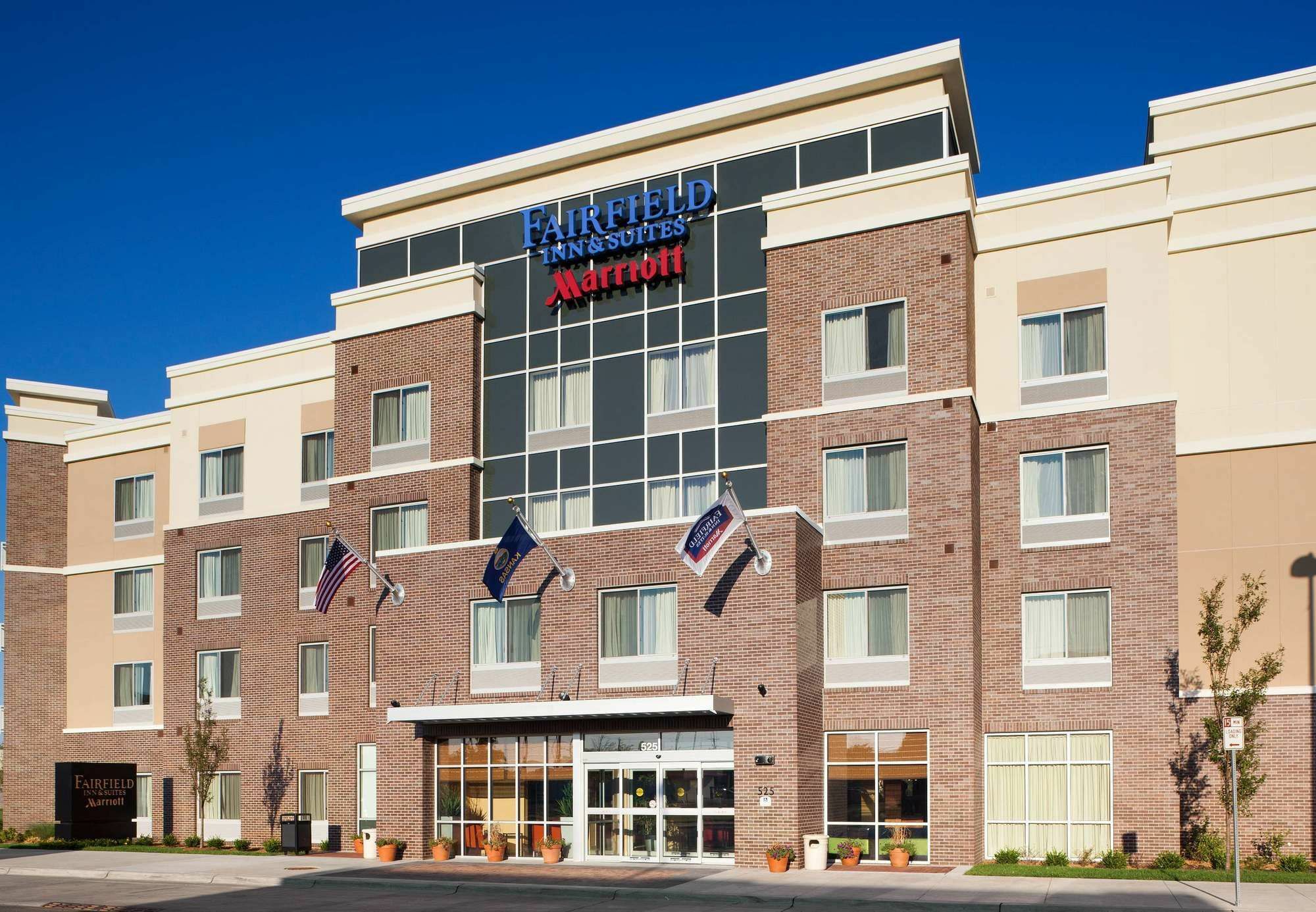 Fairfield Inn & Suites By Marriott Wichita Downtown Exterior photo